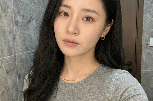 白冰被全网禁言！妻子江梦瑶曝其现状长期炫富无底线难怪塌房