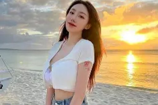 盲道上演戏的网红坑了1700万真盲人