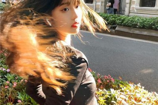 不到24小时娱乐圈又出三大八卦顶流小花、男星带女儿见情人