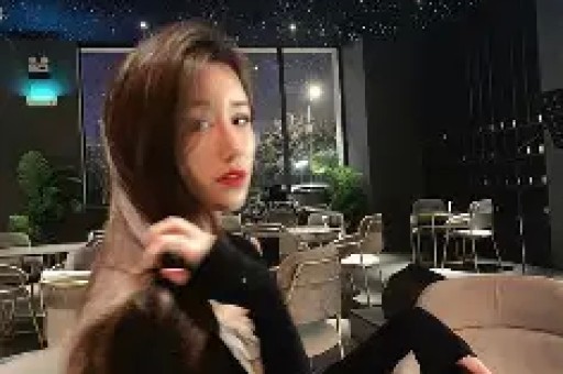新晋小花要拆很新的房子被黑料骂上热搜是因为爱太多？
