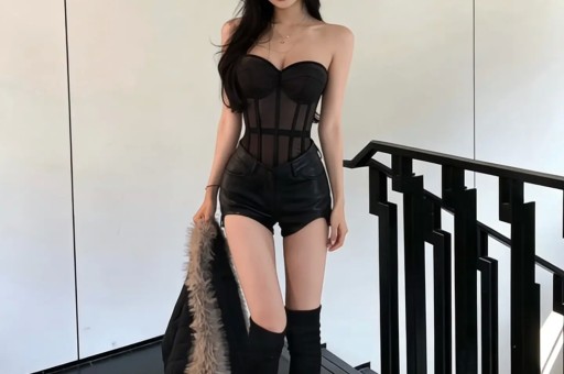 这个坚强面对绝症的少女形象不仅让