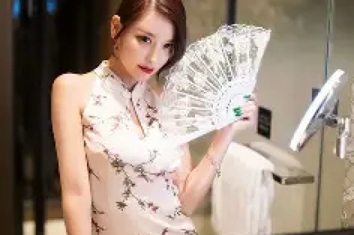 曝王思聪孩子妈出轨！黄一鸣还被60岁大叔包养闪闪生父再遭质疑